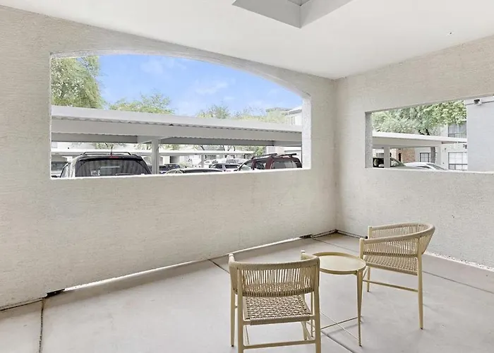 Landing Modern With Amazing Amenities